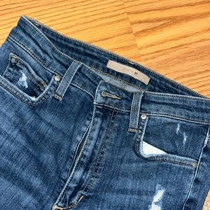Joe’s jeans / size 26 / high rise skinny jeans